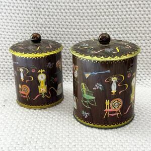 Daher Brown Woodgrain Painted Set of 2 Metal Cannisters Lidded Americana Country